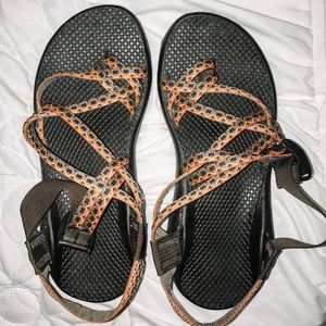 Chacos!